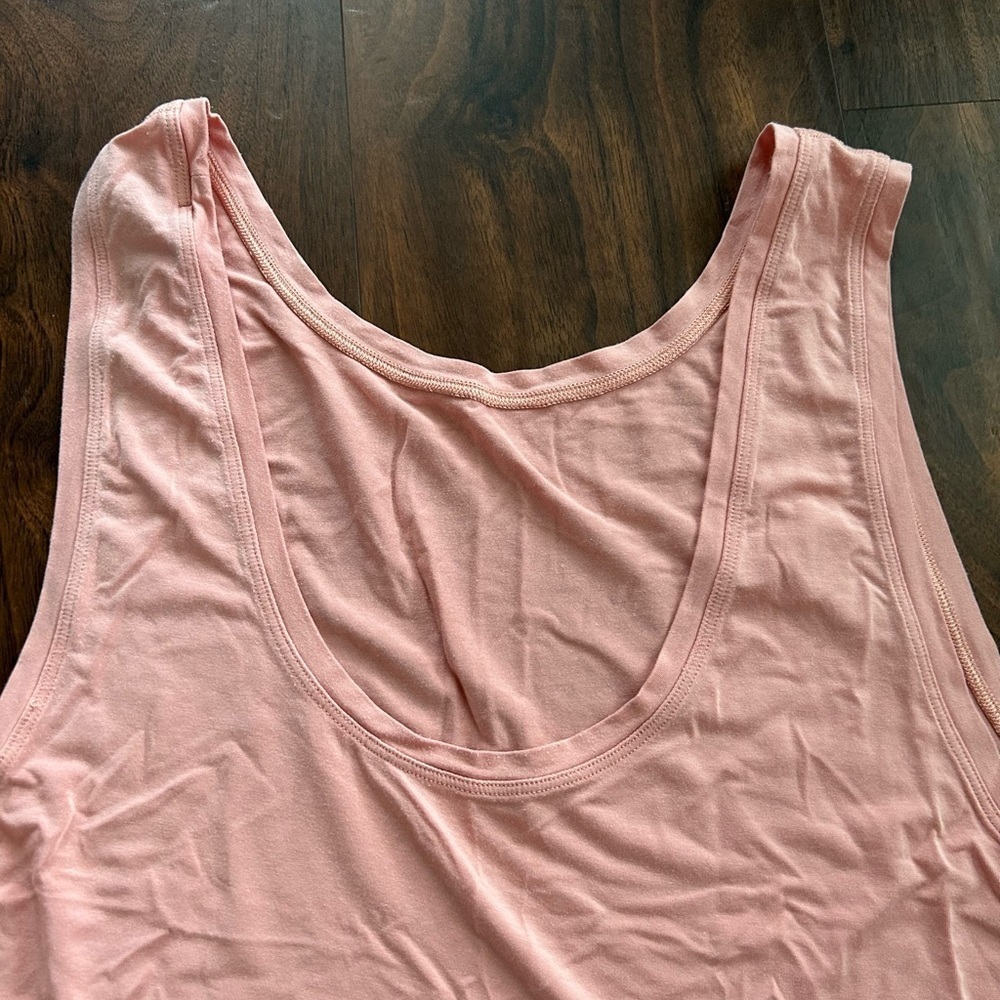 Lululemon Ride & Reflect Tank *lululemon X SoulCycle 
Cameo 
Size 8 - Picture 5 of 7